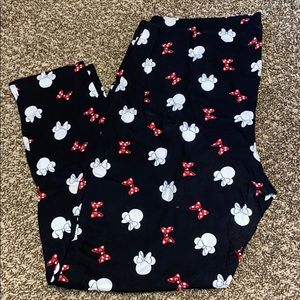 Torrid Minnie Mouse leggings Sz 3